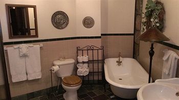 Stone Chalet B&B Inn And Event Center Ann Arbor Esterno foto