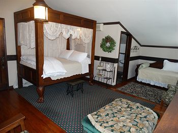 Stone Chalet B&B Inn And Event Center Ann Arbor Esterno foto